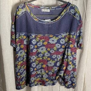 We The Free Blue Floral Short Sleeve Top